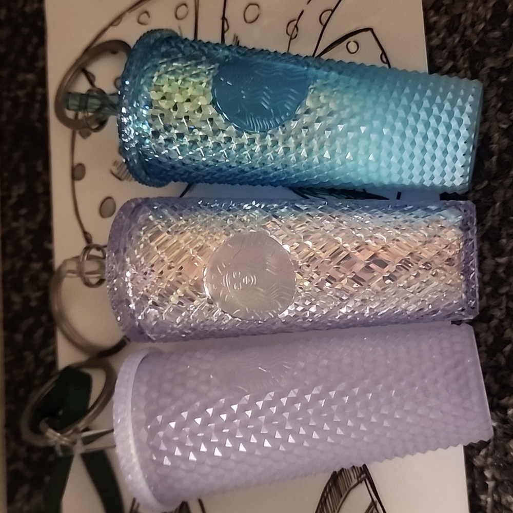 💚Starbucks - 3 Key Chain Used